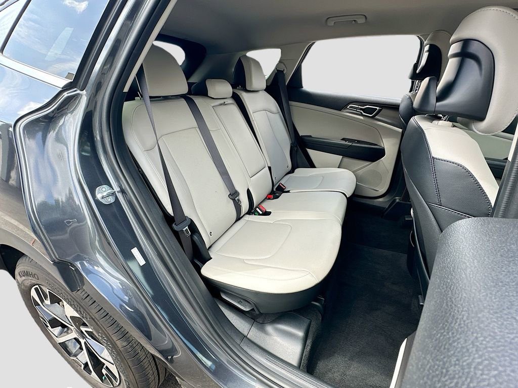 Certified 2024 Kia Sportage EX image 26