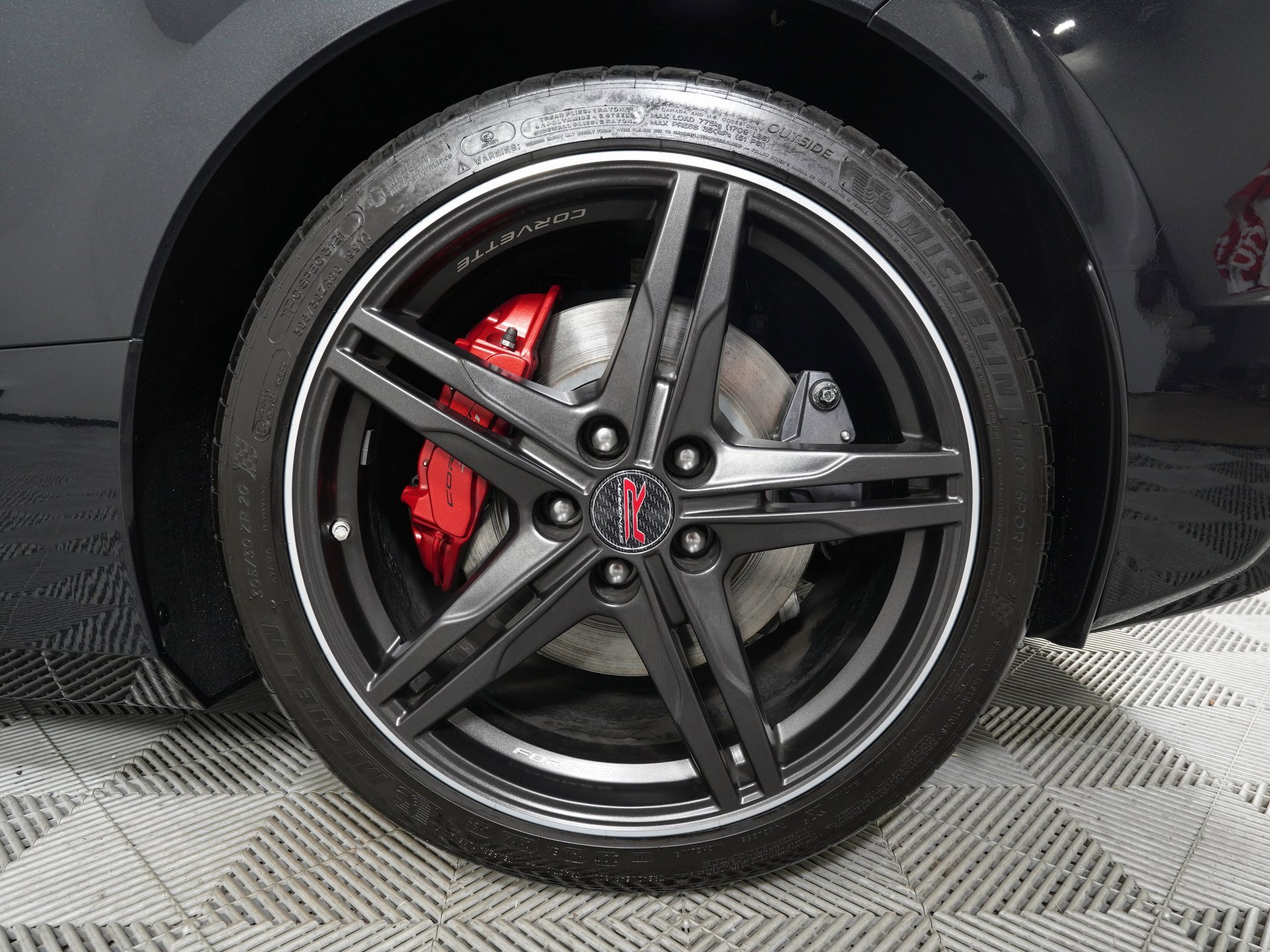 Used 2024 Chevrolet Corvette Stingray Premium Conv w/ Z51 Performance Package image 33