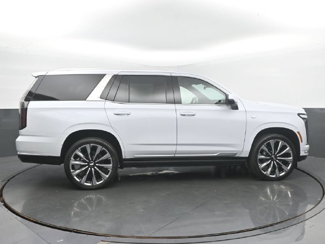 New 2026 Cadillac Escalade Luxury w/ Touring Package AWD/4WD image 6