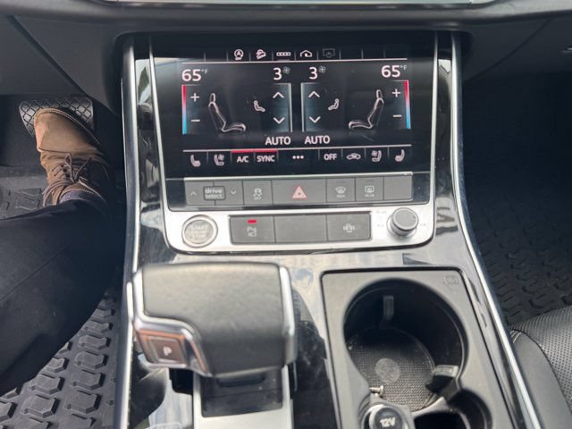 Certified 2023 Audi Q8 Premium Plus w/ Premium Plus Package AWD/4WD image 21