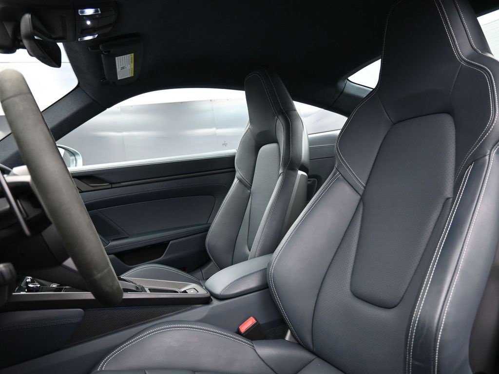 Used 2022 Porsche 911 Carrera 4 GTS image 5