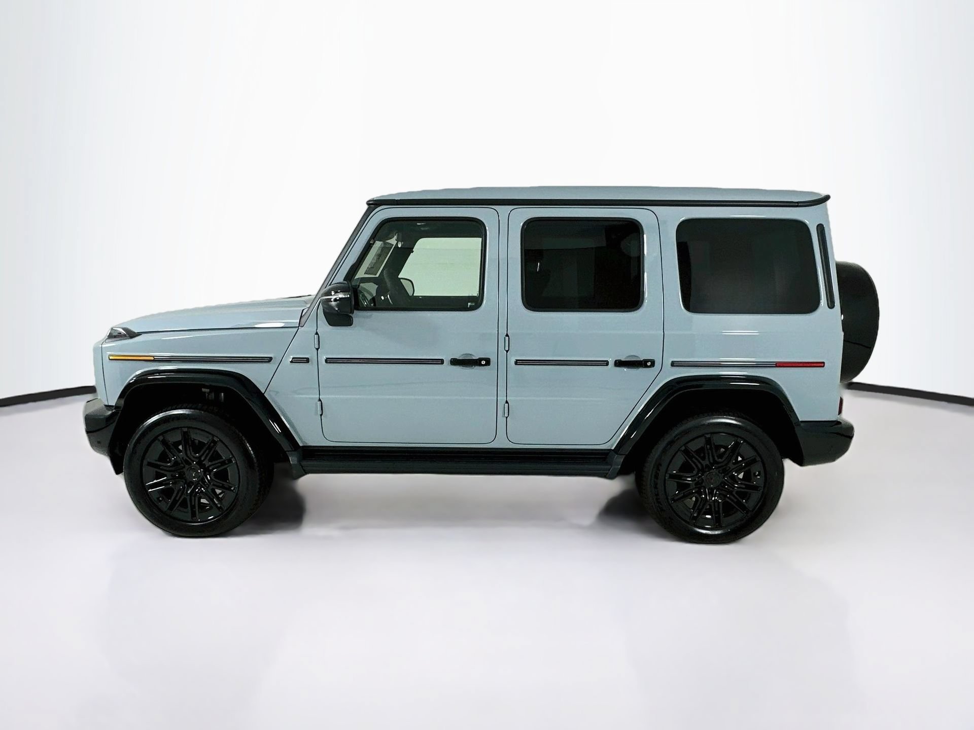 New 2027 Mercedes-Benz G 580 e image 5
