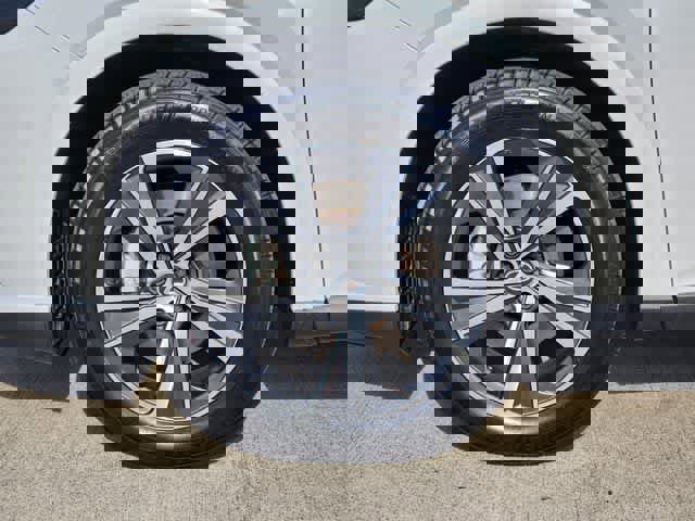 Used 2024 Lexus RX 350 Premium w/ Accessory Package (Z1) image 7