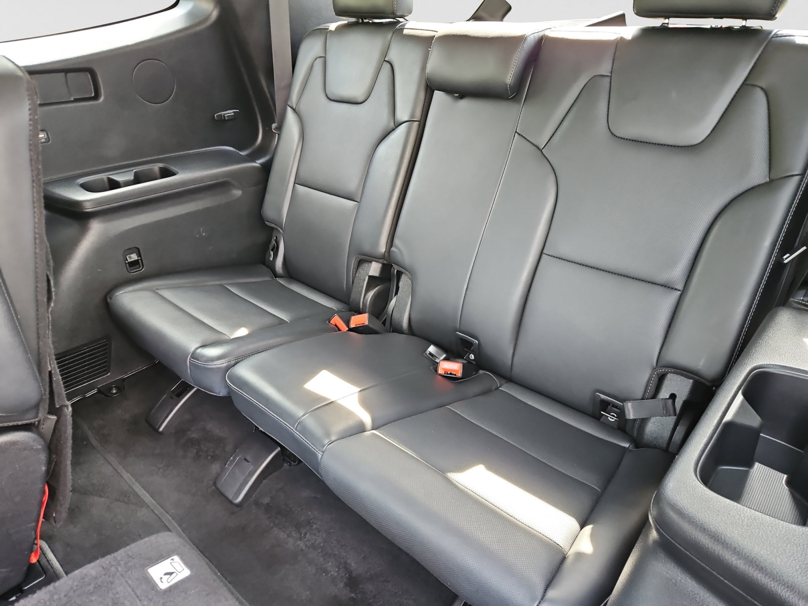 Used 2020 Kia Telluride EX w/ EX Premium Package FWD image 14