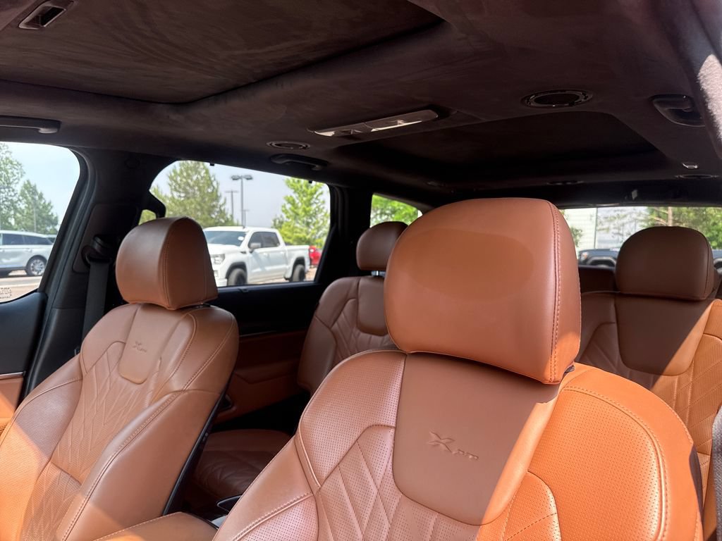 Used 2024 Kia Telluride SX Prestige X-Pro AWD/4WD image 11