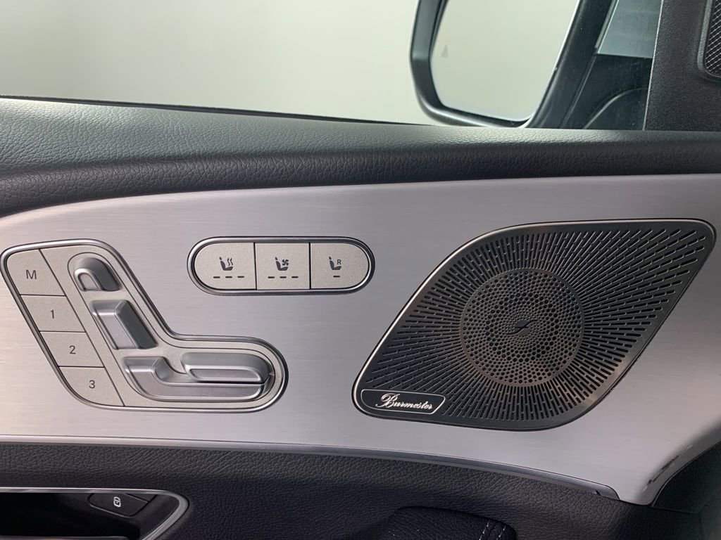 Used 2025 Mercedes-Benz GLE 350 4MATIC image 17