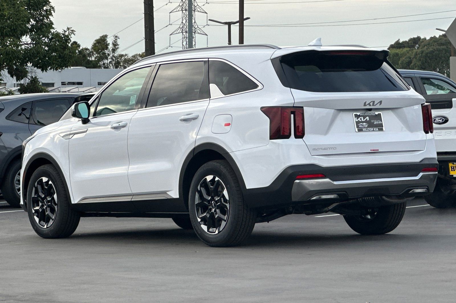 New 2026 Kia Sorento S w/ S Panoramic Sunroof Package image 6
