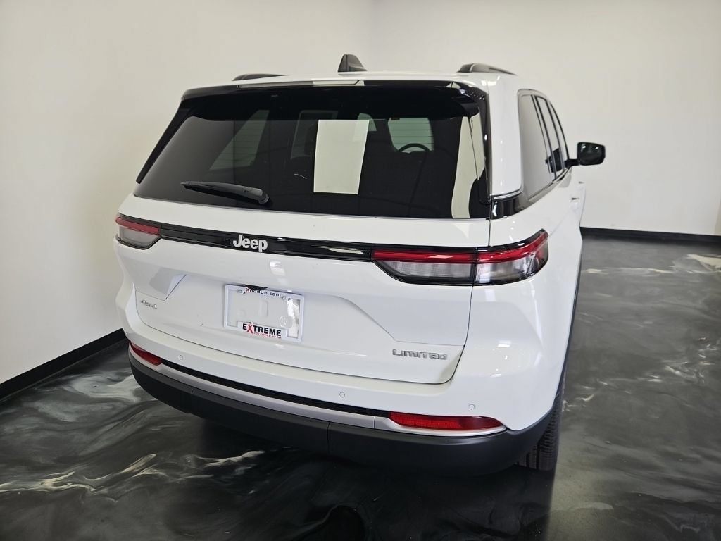 New 2026 Jeep Grand Cherokee Limited AWD/4WD image 6