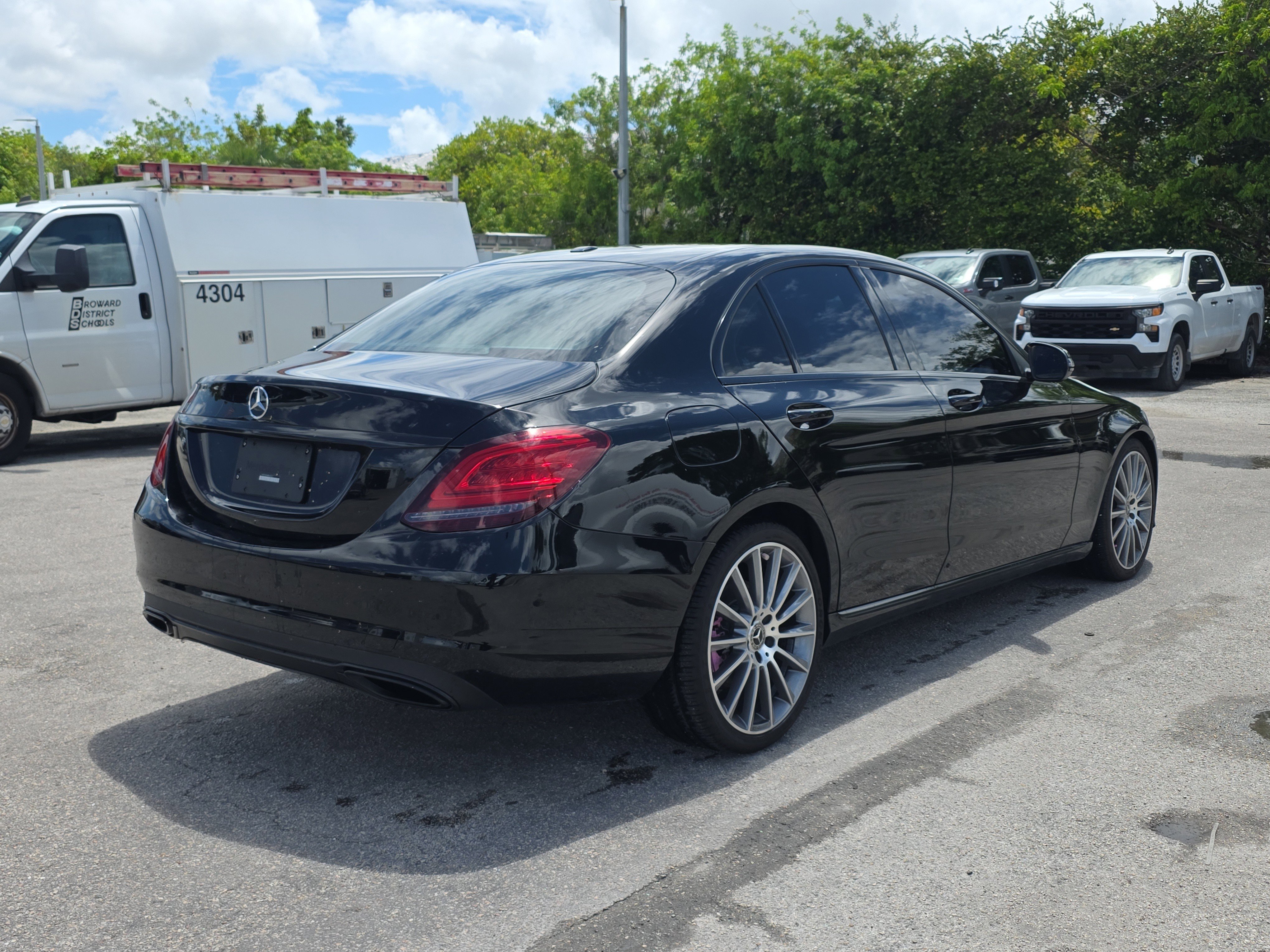 Used 2021 Mercedes-Benz C 300 Sedan w/ Premium Package image 7