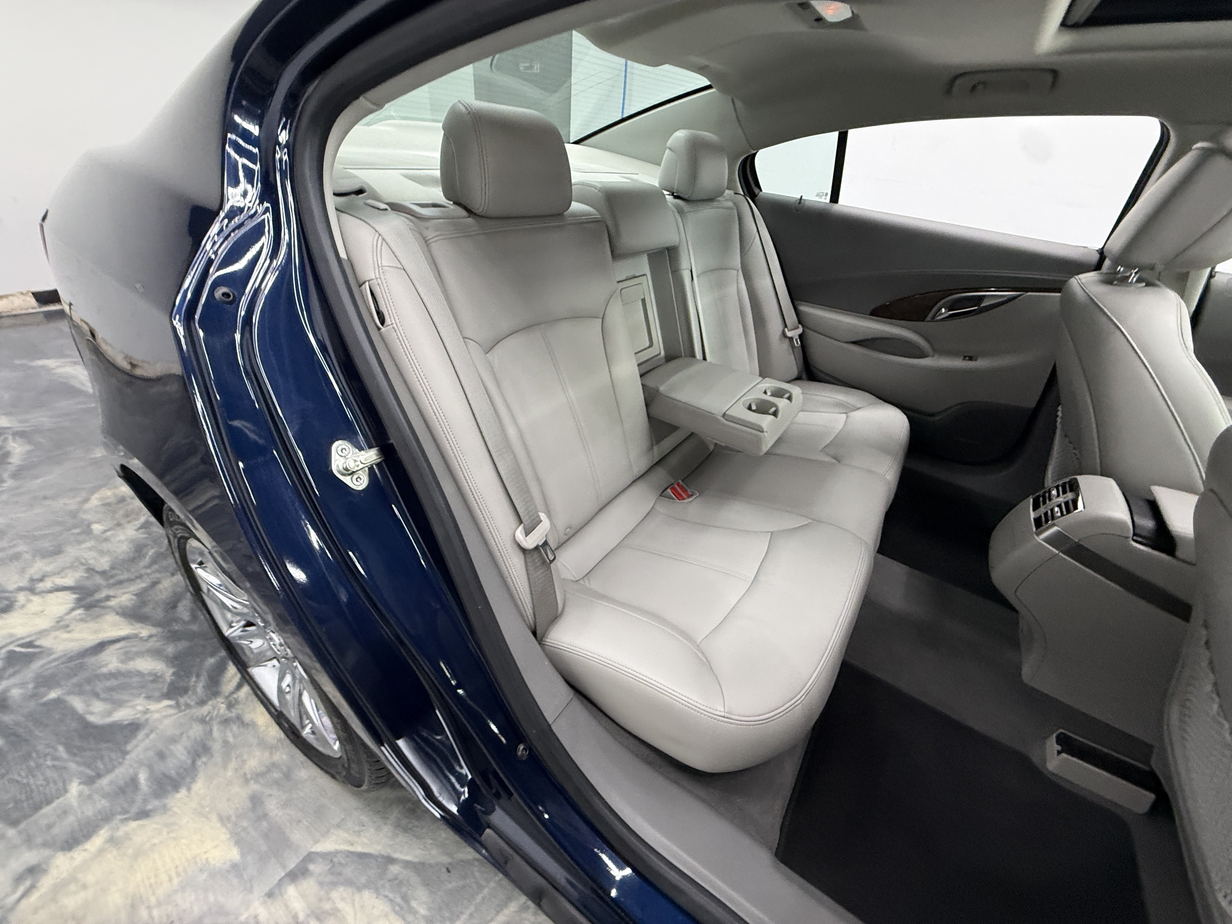 Used 2010 Buick LaCrosse CXL FWD image 23