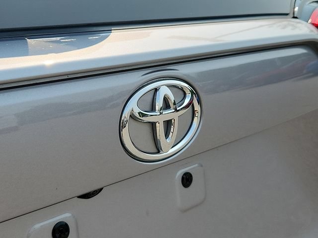 Used 2025 Toyota RAV4 XLE AWD/4WD image 29