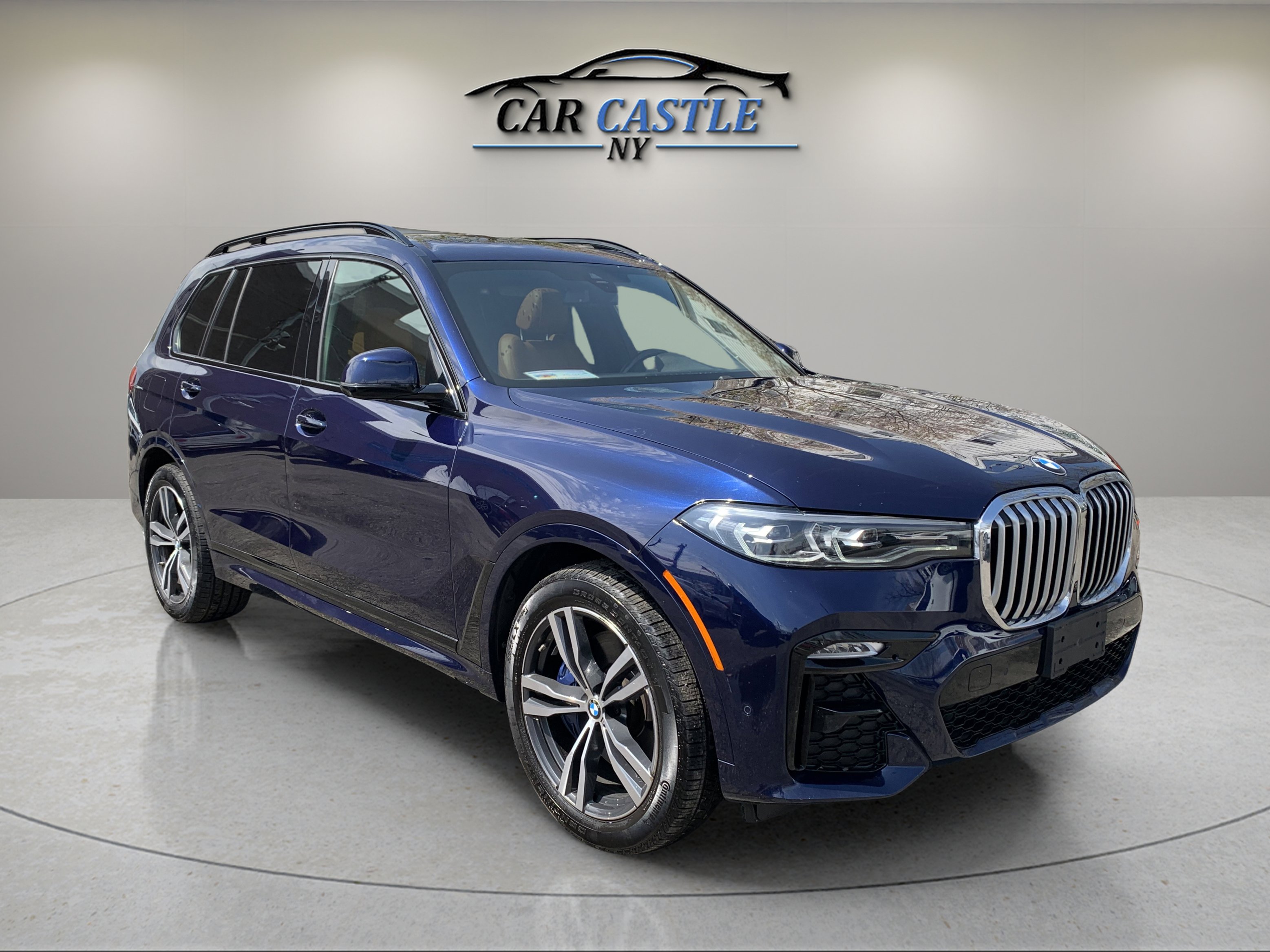 Used 2022 BMW X7 xDrive40i w/ M Sport Package image 5