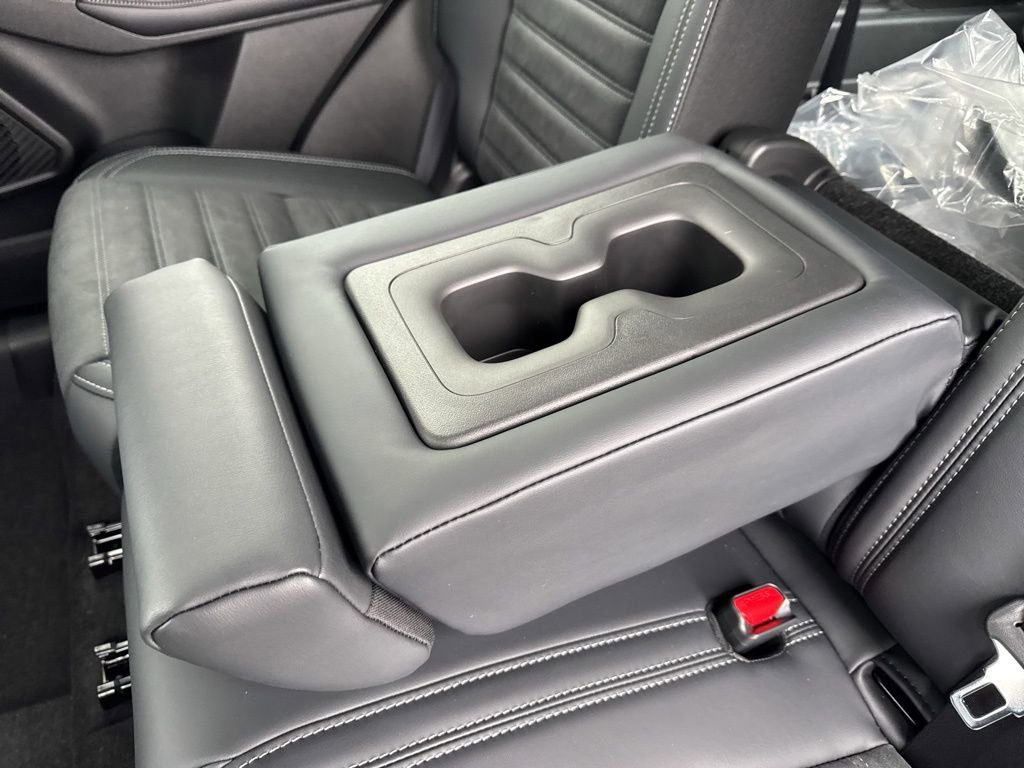 New 2026 Mitsubishi Outlander LE FWD image 28