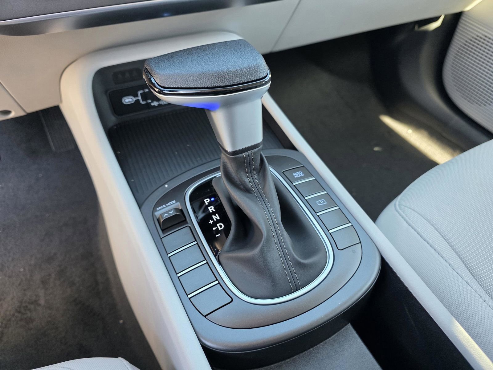 New 2026 Hyundai Kona SE image 21