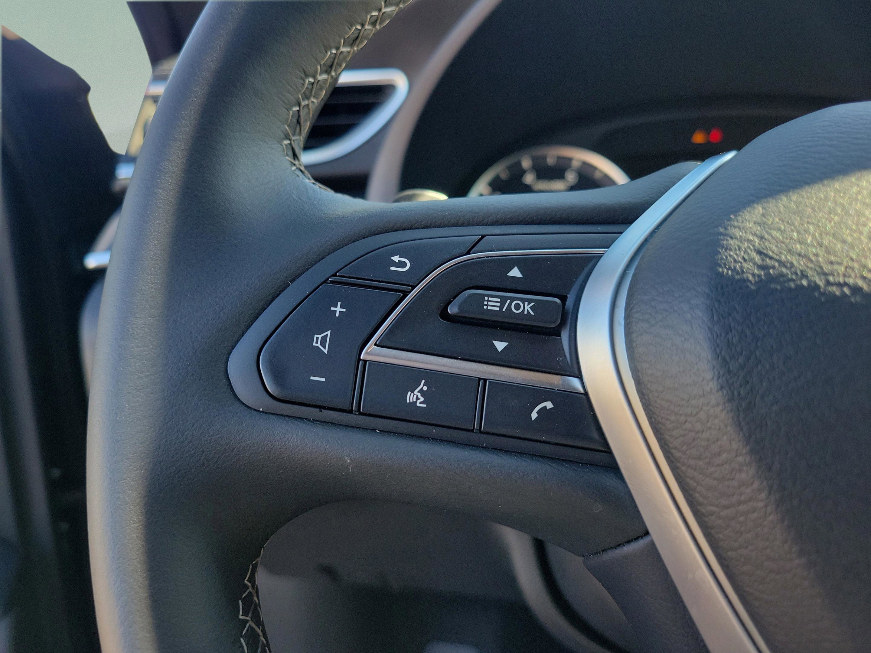 Certified 2025 INFINITI QX55 Luxe w/ Cargo Package image 15