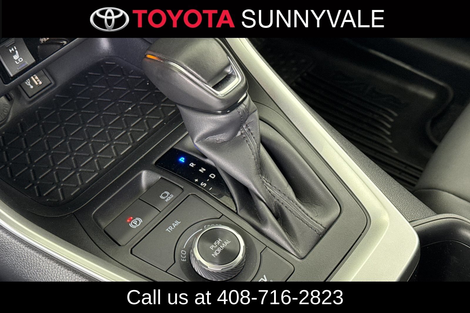 Used 2023 Toyota RAV4 XLE Premium AWD/4WD image 27