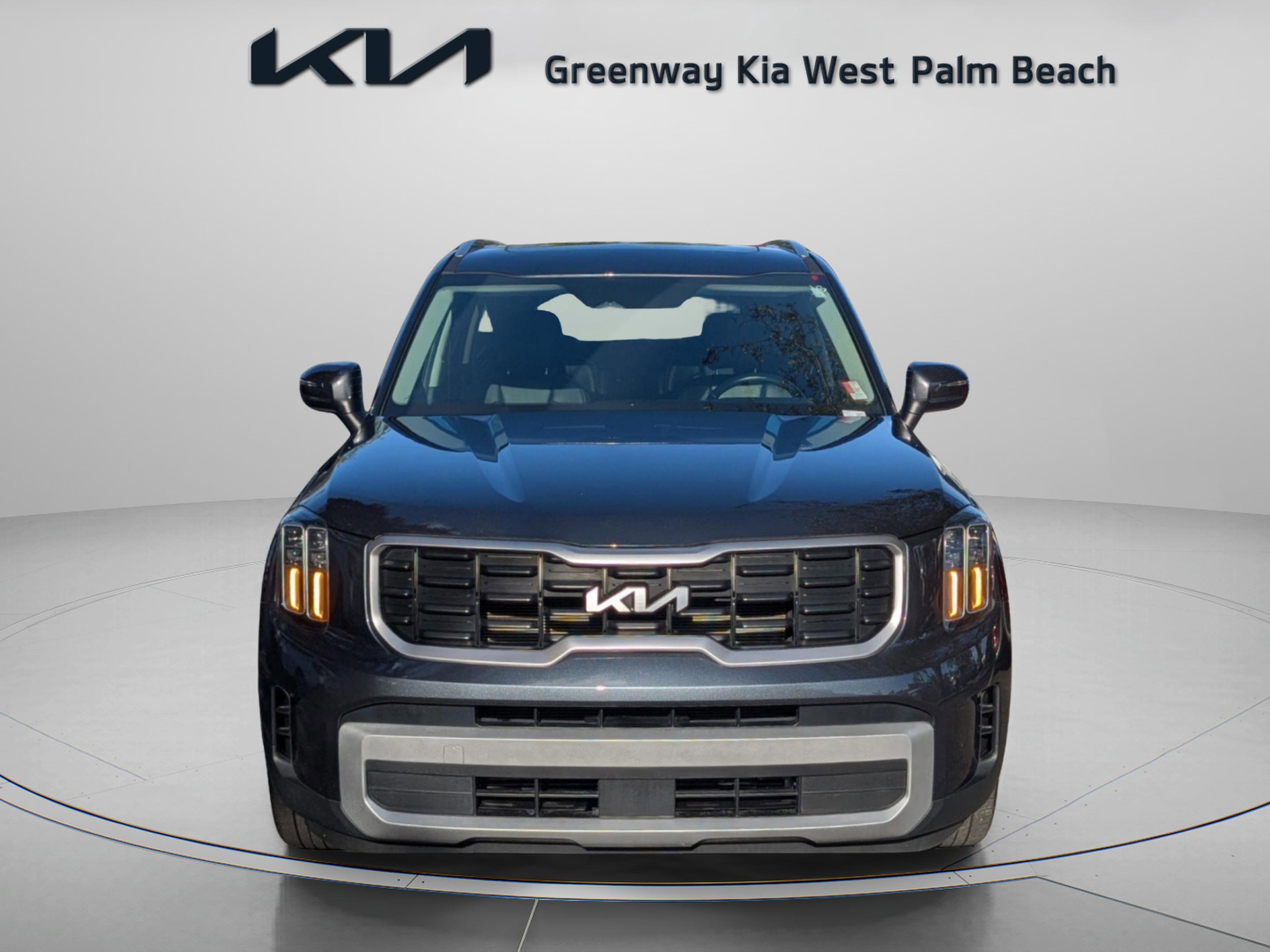 Certified 2024 Kia Telluride S w/ S Sunroof Package image 3
