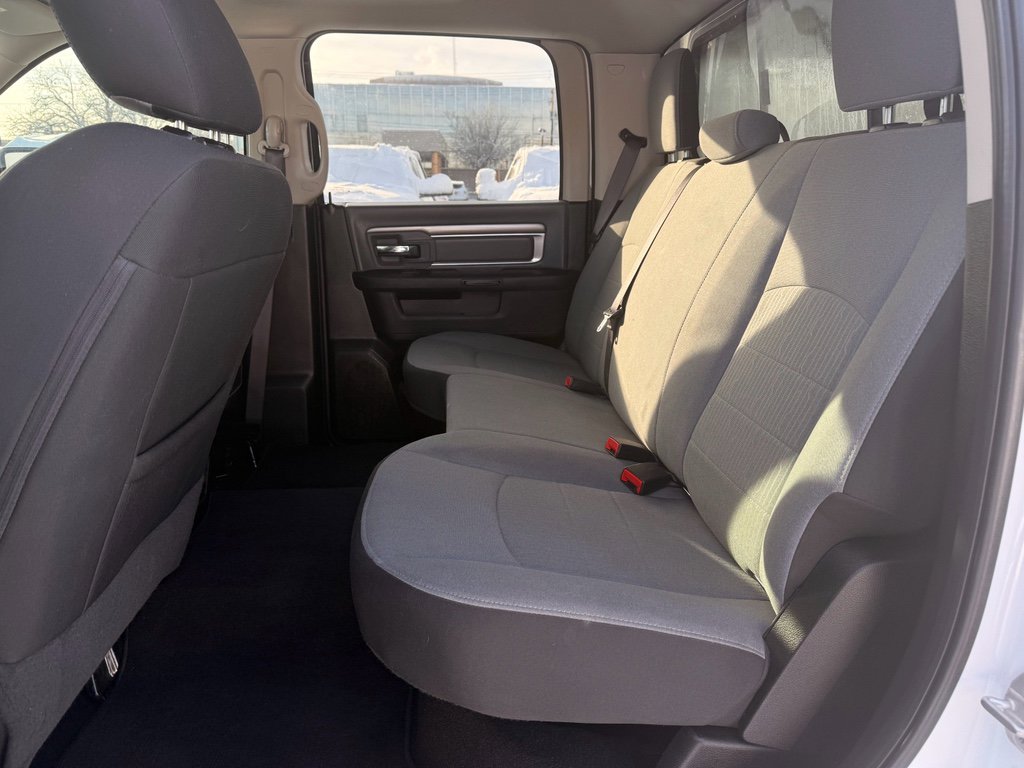 Used 2021 RAM 1500 Classic SLT image 17