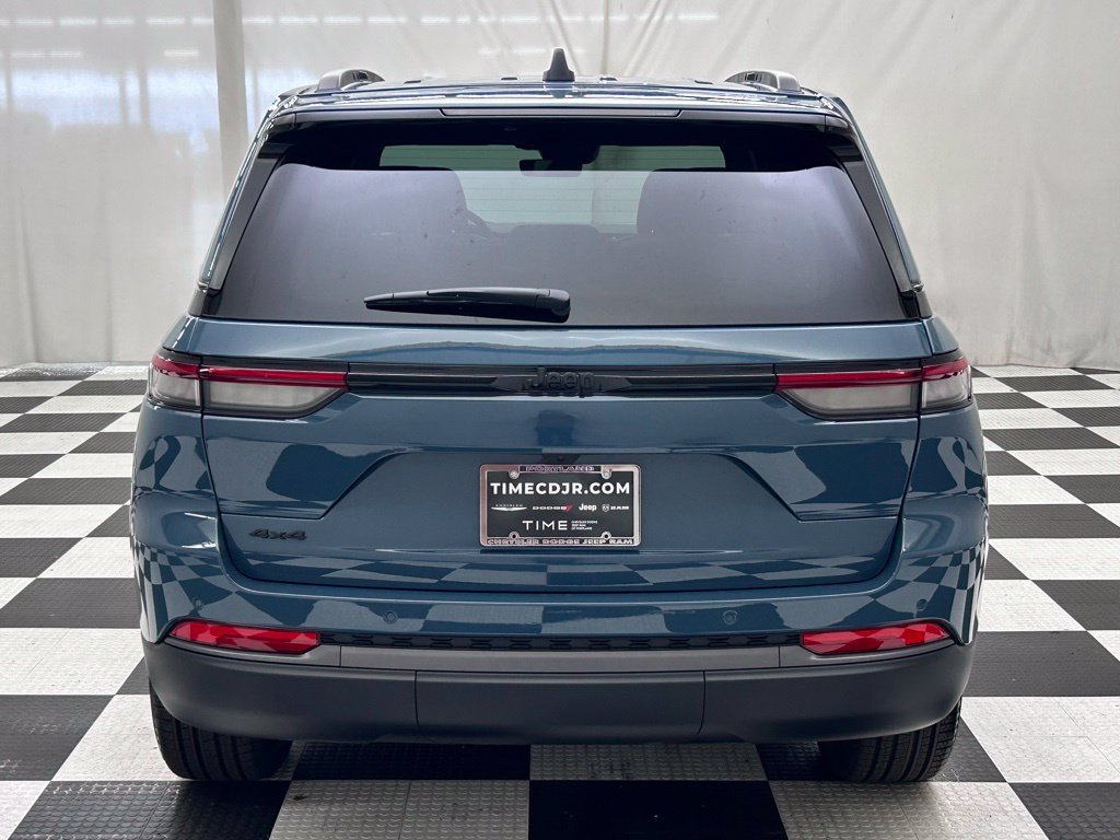 New 2026 Jeep Grand Cherokee Limited w/ Limited Altitude Package AWD/4WD image 6