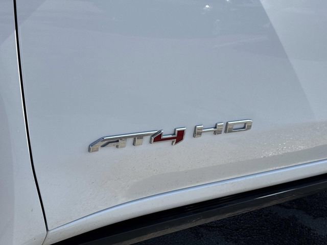 Used 2023 GMC Sierra 2500 AT4 w/ AT4 Preferred Package image 12