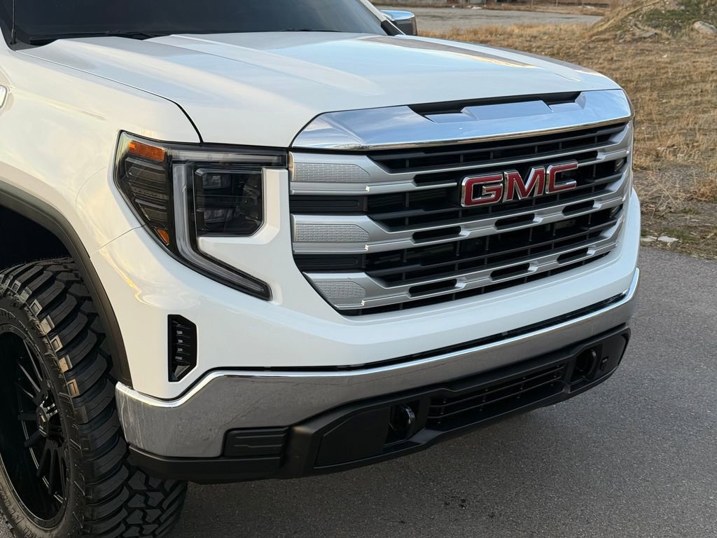 Used 2023 GMC Sierra 1500 SLE image 5