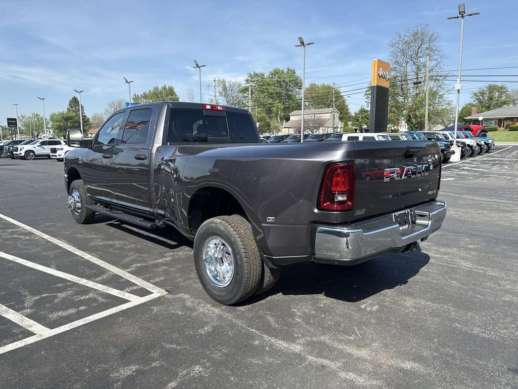 New 2026 RAM 3500 Tradesman AWD/4WD image 12