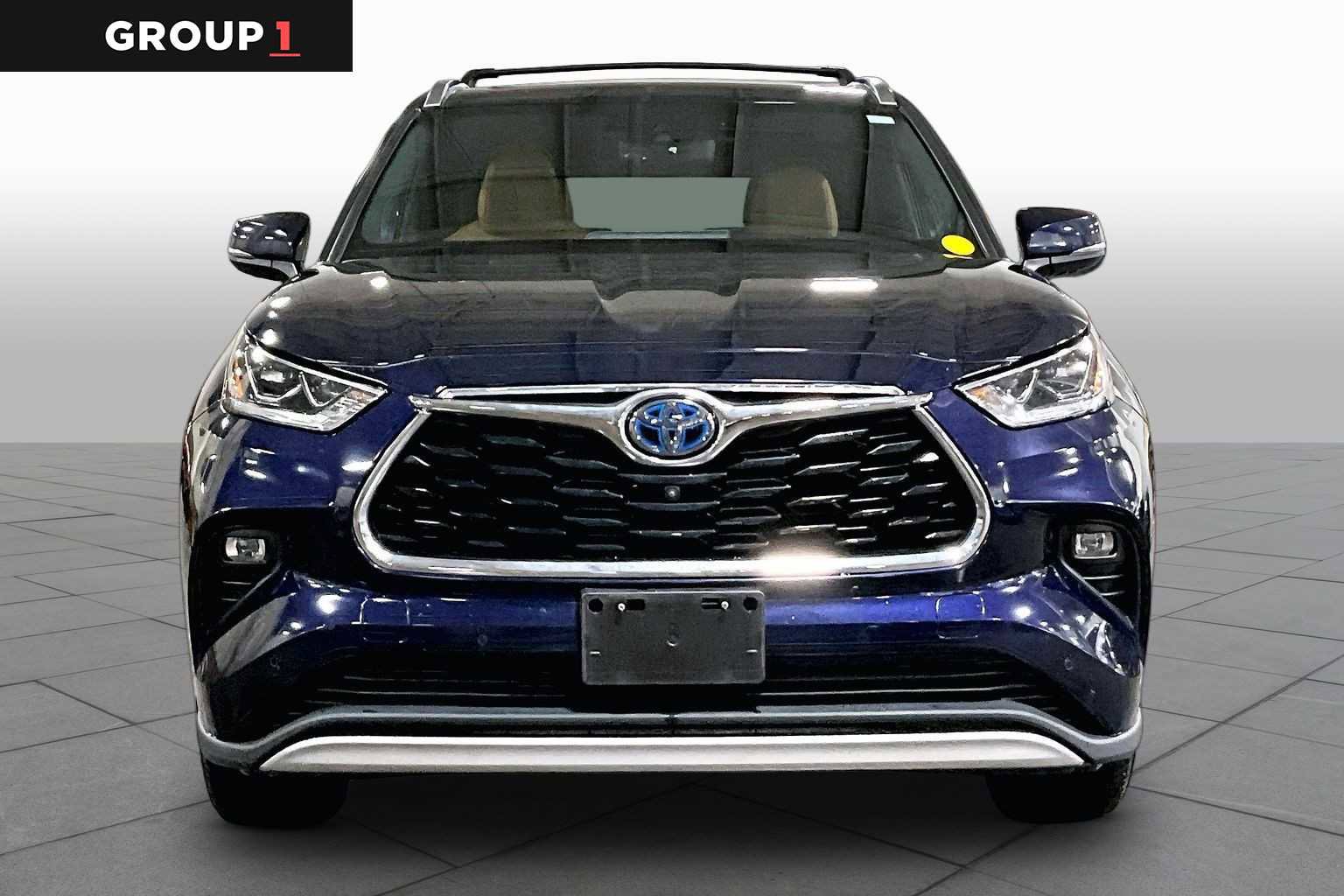 Used 2020 Toyota Highlander Platinum AWD/4WD image 4