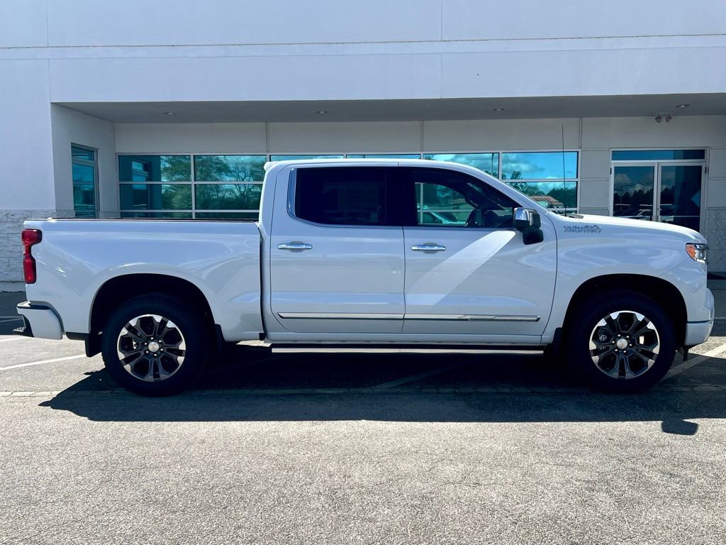 New 2026 Chevrolet Silverado 1500 High Country w/ Technology Package image 3