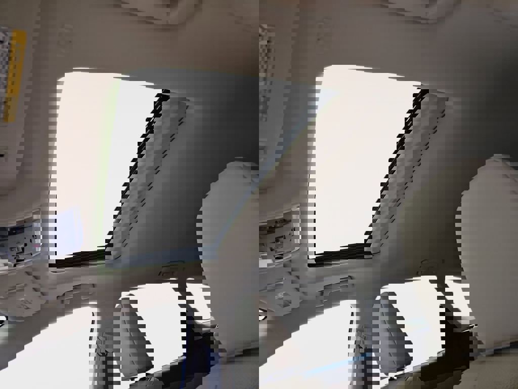 Certified 2021 Lexus RX 350L Premium w/ Premium Package image 33