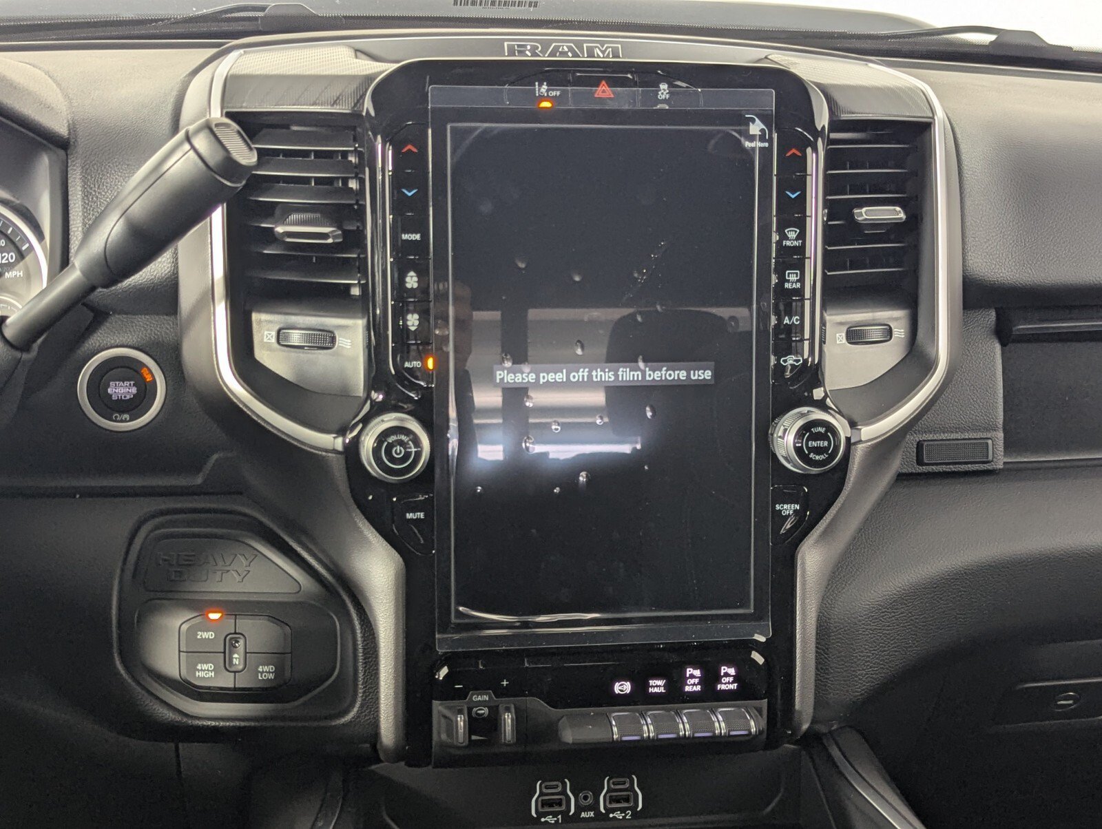 New 2026 RAM 2500 Big Horn AWD/4WD image 20