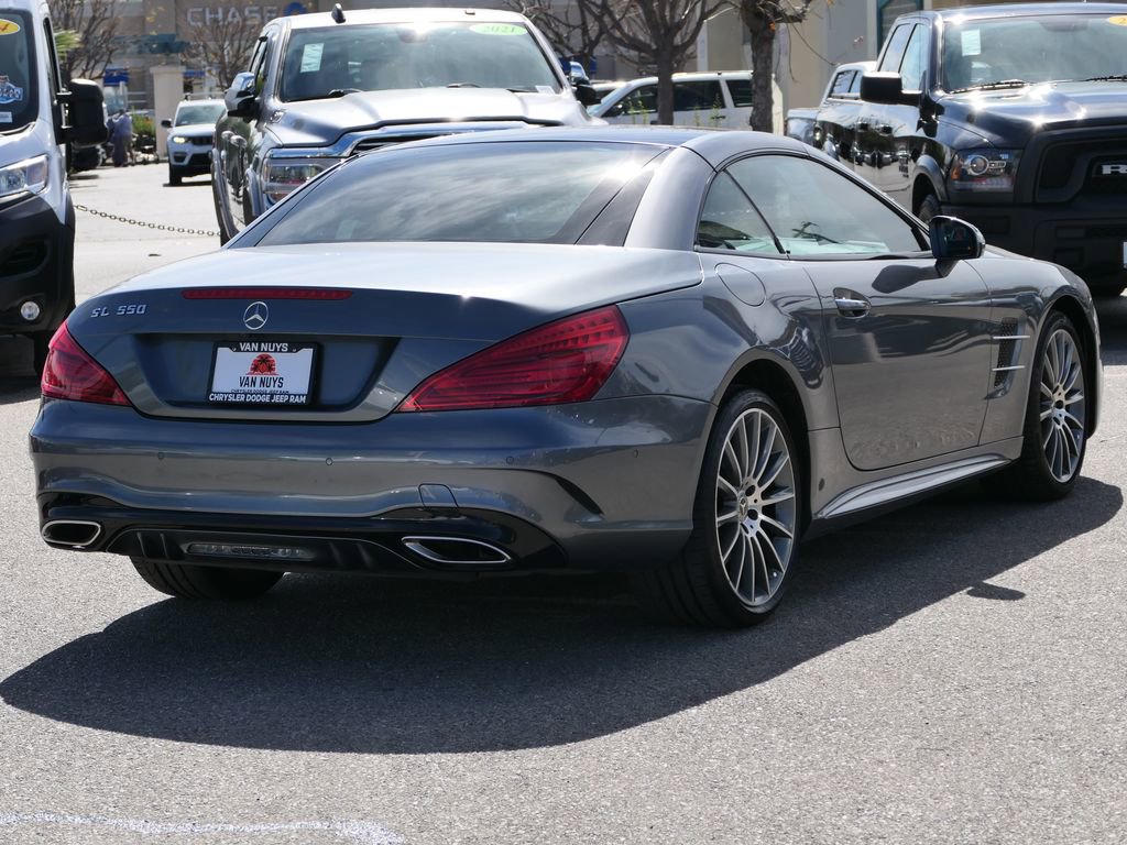 Used 2019 Mercedes-Benz SL 550 image 4