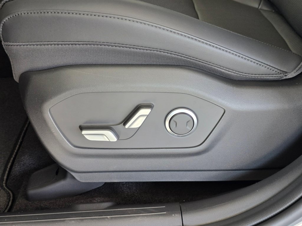 New 2026 Hyundai Santa Fe XRT AWD/4WD image 19