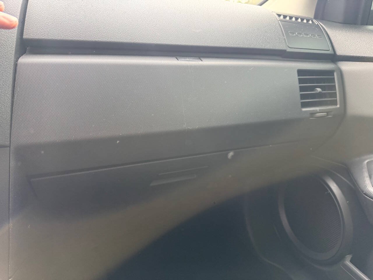 Used 2010 Dodge Avenger SXT FWD image 21