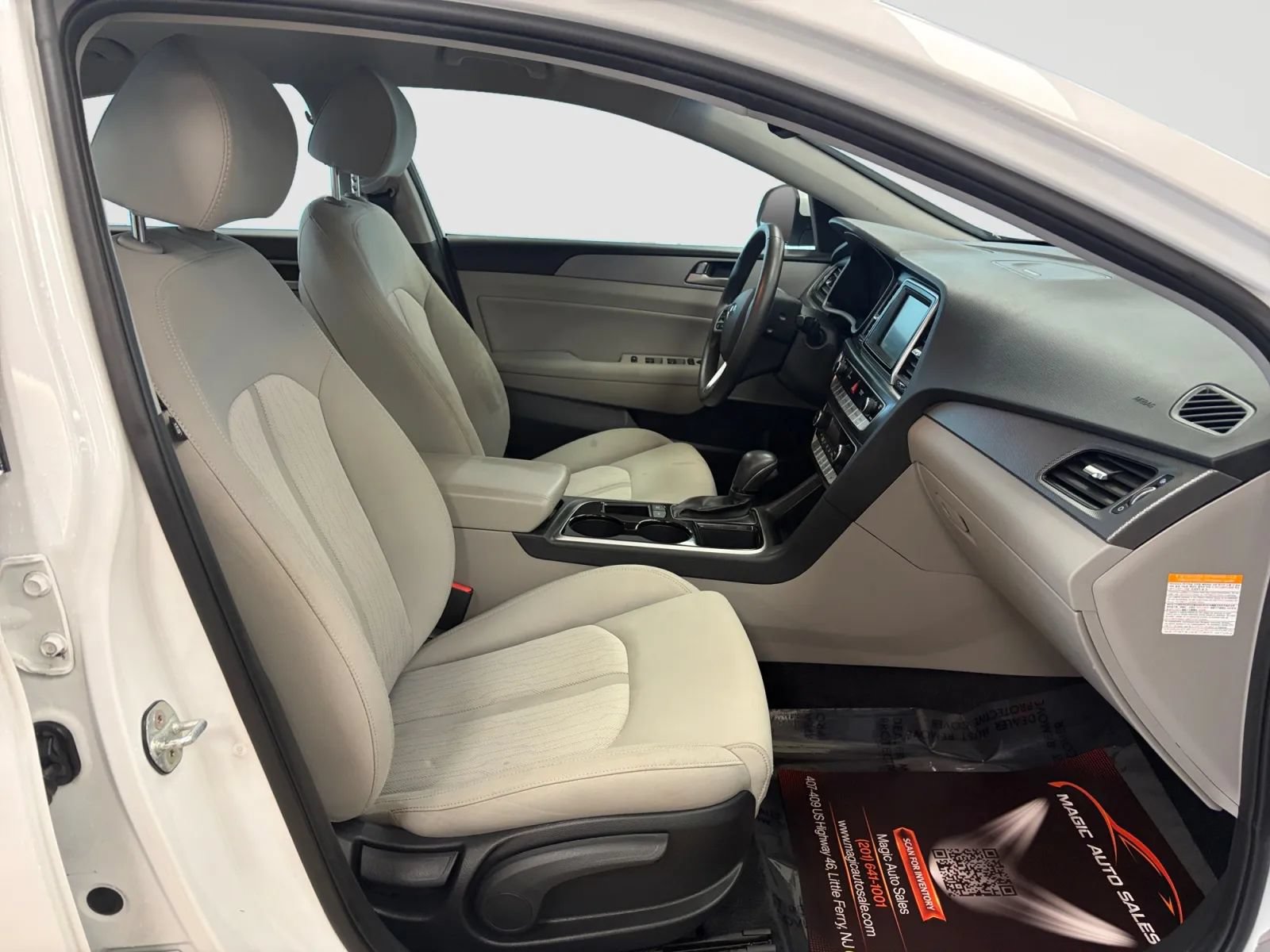 Used 2019 Hyundai Sonata Plug-In Hybrid FWD image 20