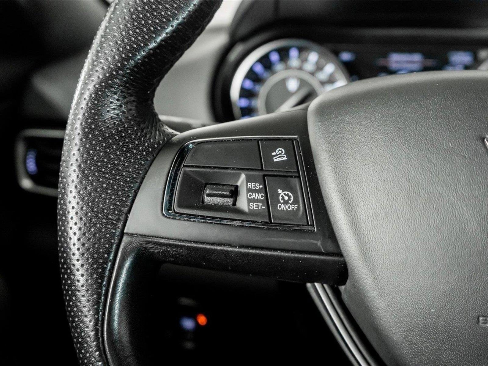 Used 2022 Maserati Levante GT AWD/4WD image 43