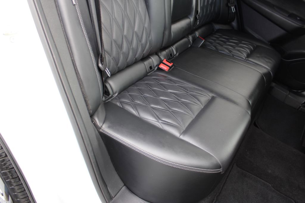 Used 2022 Nissan Rogue Platinum w/ Head-Up Display Package image 25