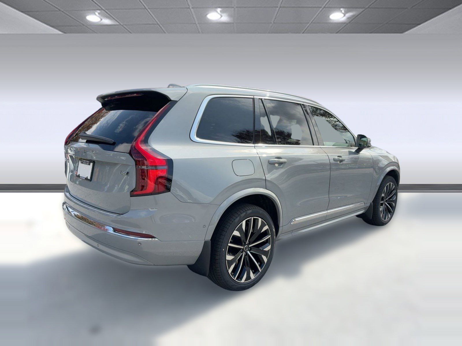 New 2026 Volvo XC90 B6 Plus w/ Protection Package image 9