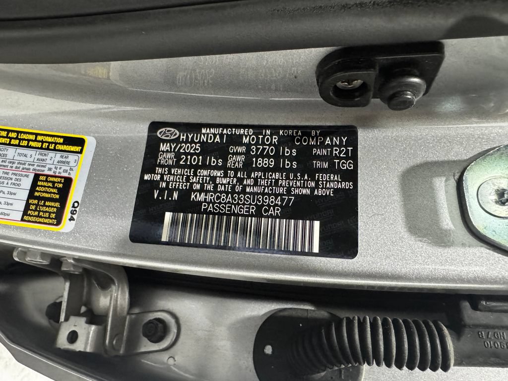 Used 2025 Hyundai Venue SEL FWD image 35