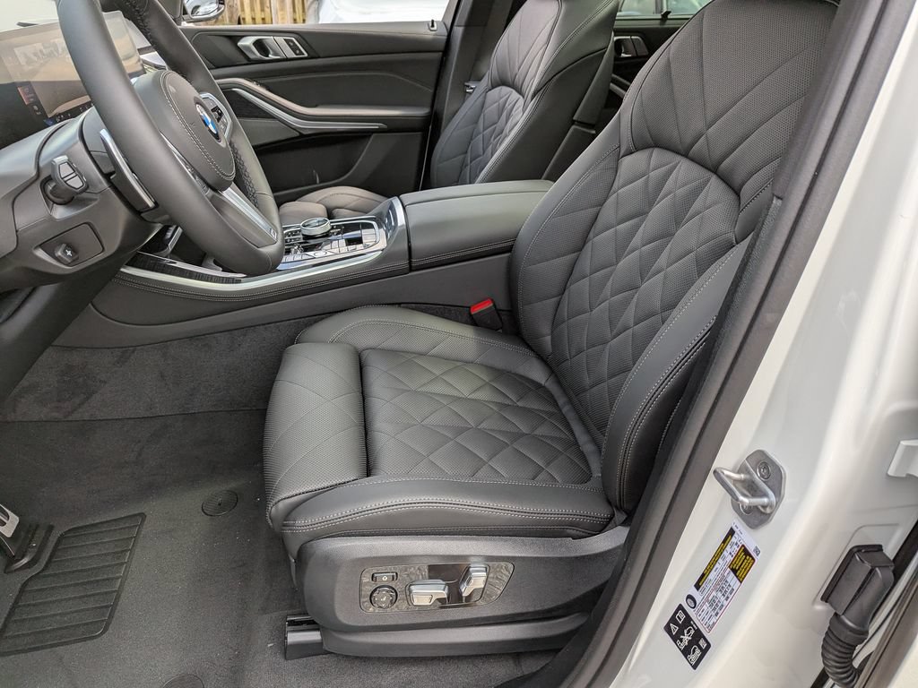 New 2026 BMW X5 xDrive40i w/ Executive Package AWD/4WD image 15