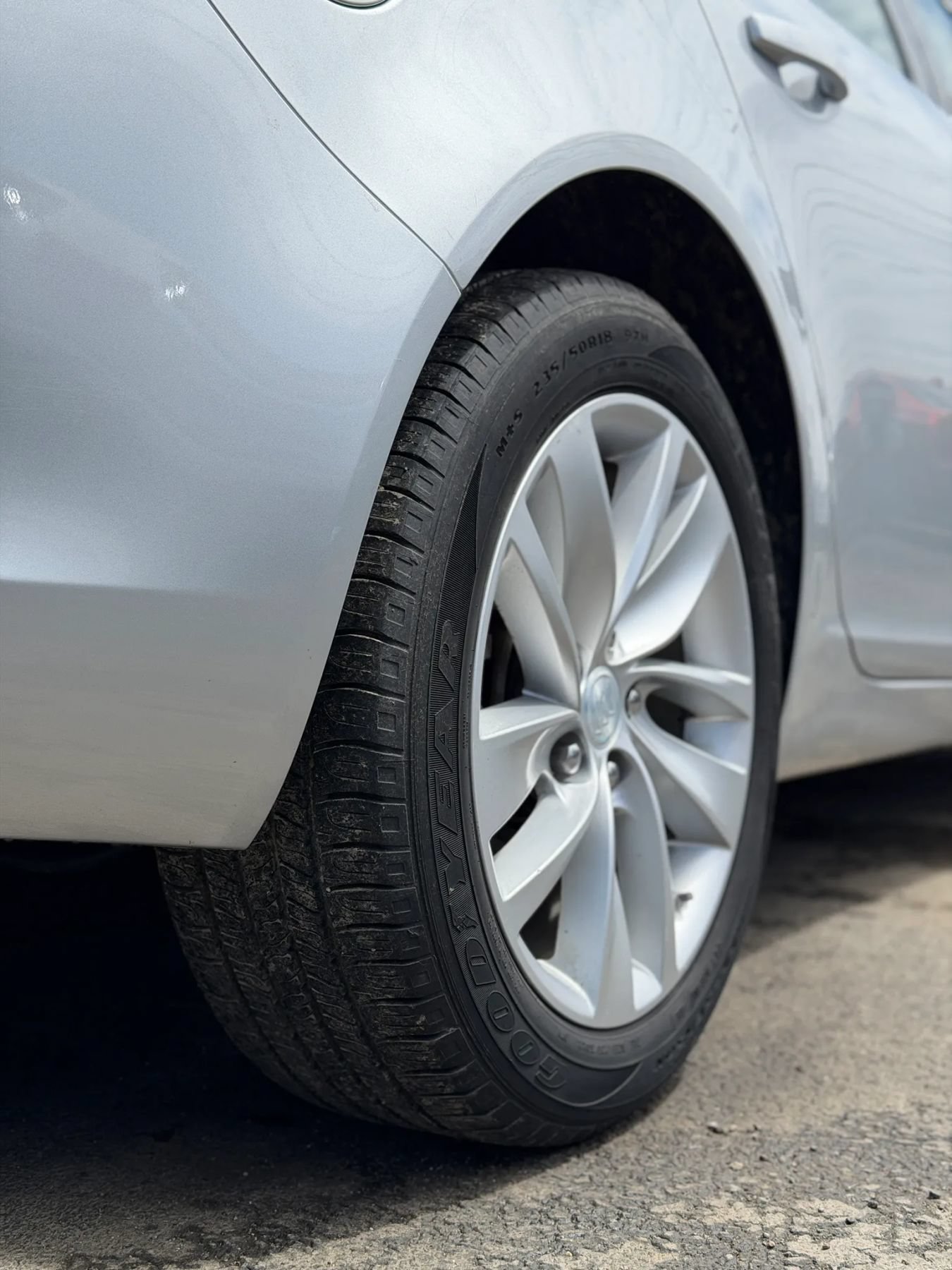 Used 2016 Buick Regal AWD image 28
