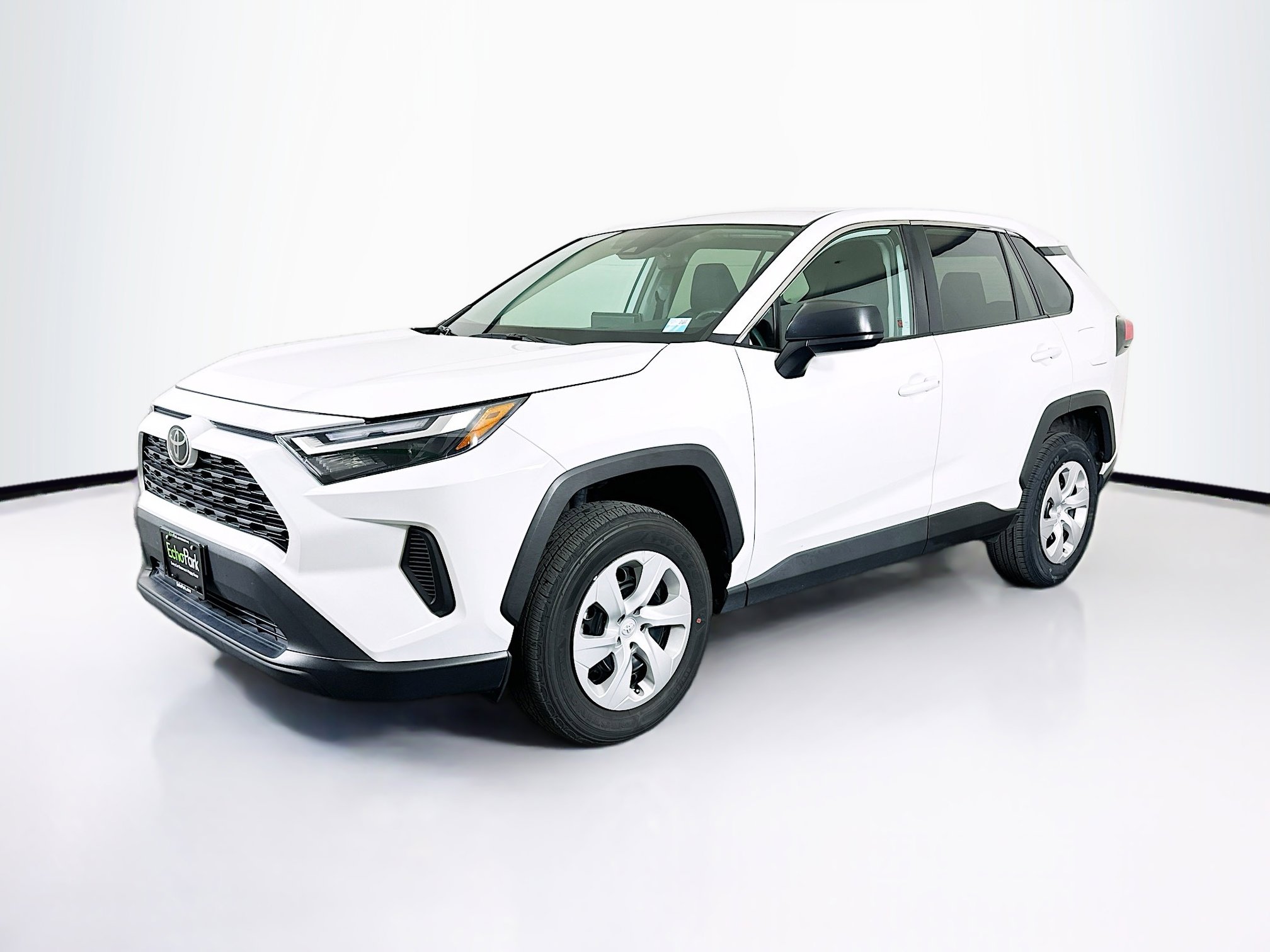 Used 2024 Toyota RAV4 LE image 3