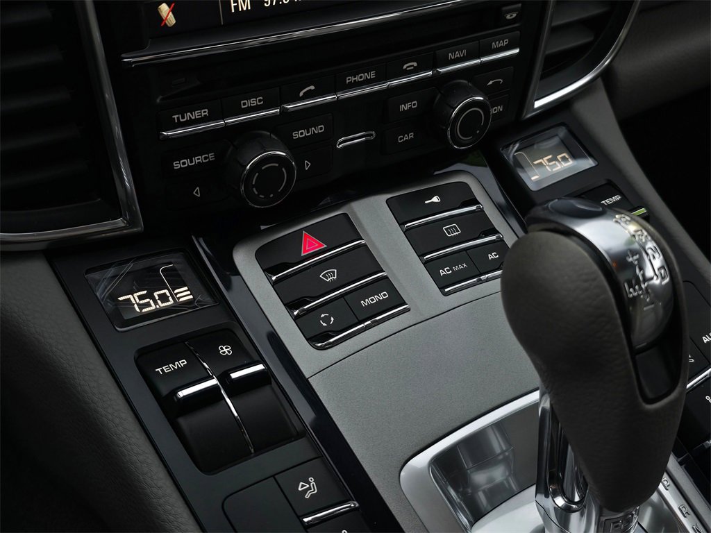 Used 2011 Porsche Panamera 4 image 31