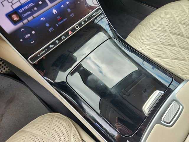 Used 2024 Mercedes-Benz S 580e 4MATIC Sedan image 19