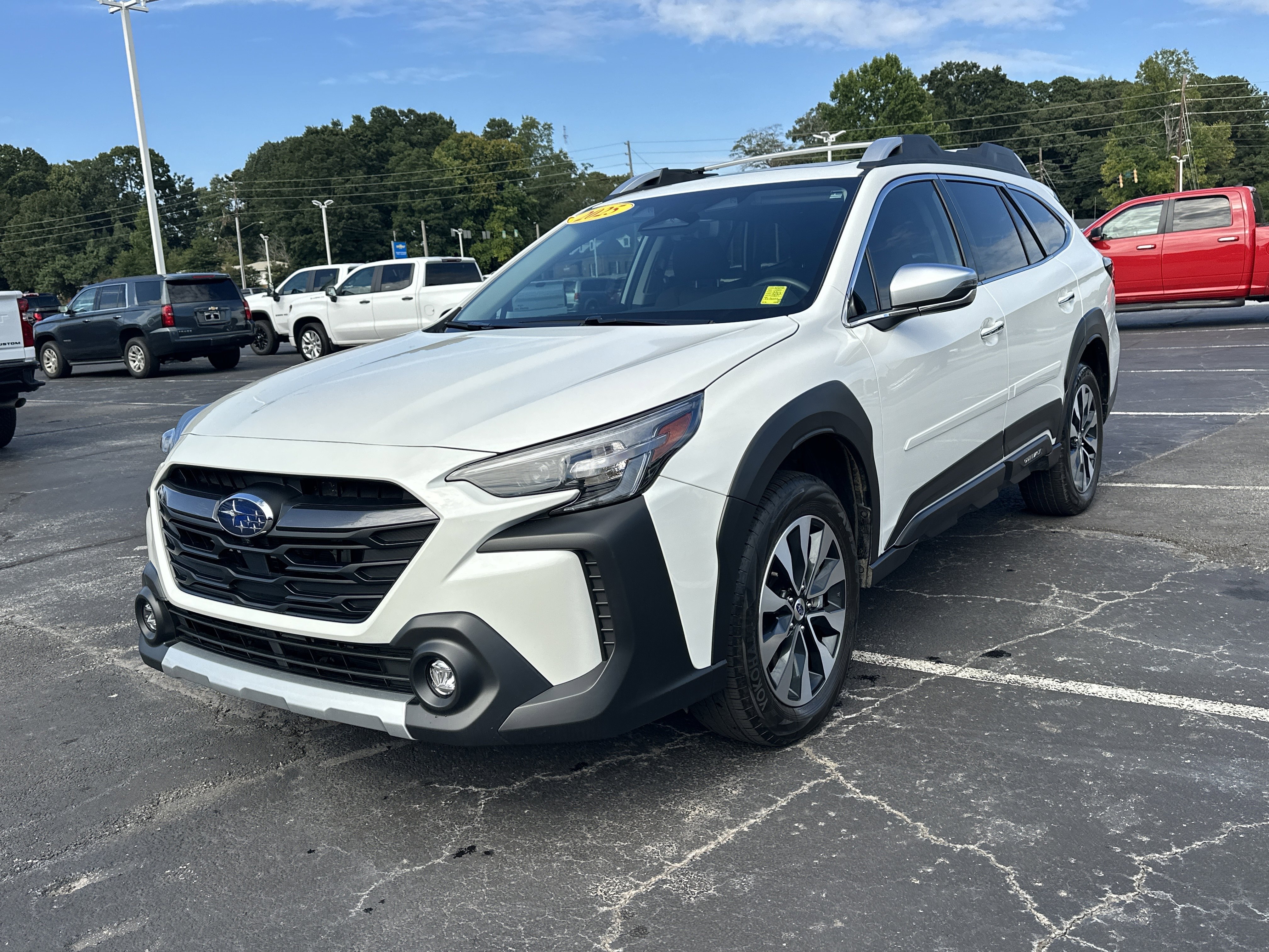 Used 2025 Subaru Outback Touring XT image 4