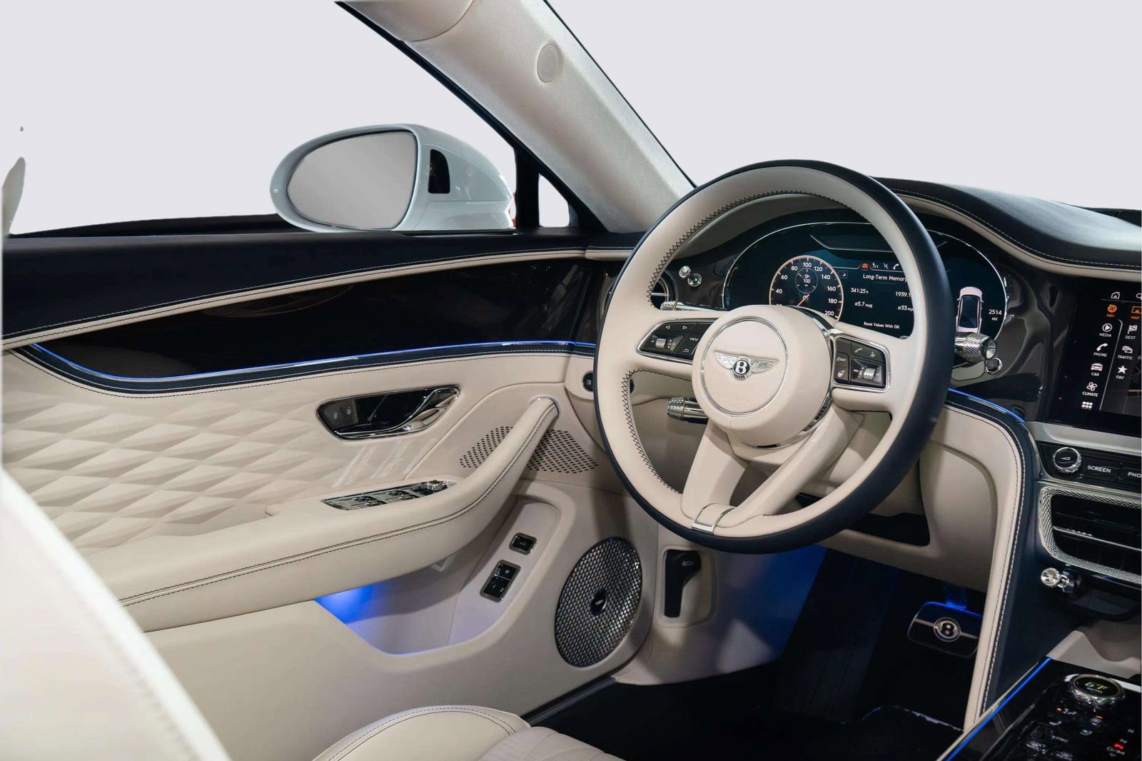 Used 2023 Bentley Flying Spur Azure AWD/4WD image 29