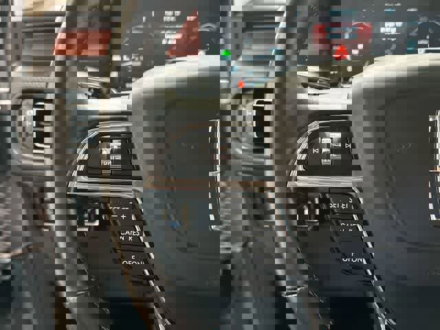 Used 2022 Lincoln Nautilus Reserve AWD/4WD image 9