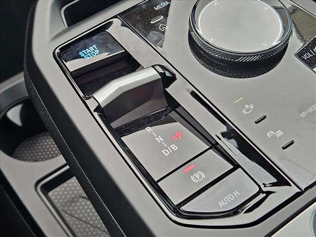 Used 2026 BMW iX xDrive60 image 14