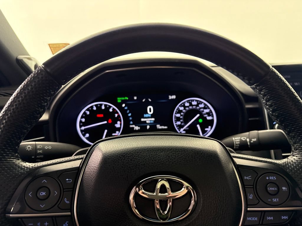 Used 2022 Toyota Avalon Touring w/ Advanced Safety Package FWD image 28