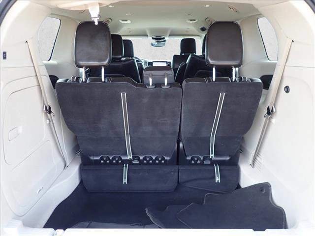 Used 2023 Chrysler Pacifica Touring-L FWD image 8