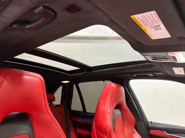 Used 2017 BMW X5 M image 27